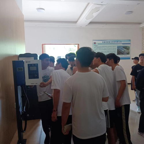 數(shù)字文化創(chuàng)意內(nèi)容應(yīng)用服務(wù) 2021級(jí)與2022級(jí)電子信息工程專(zhuān)業(yè)見(jiàn)習(xí)活動(dòng)紀(jì)實(shí)